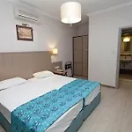 Prince Apart Hotel Apart Otel İçmeler