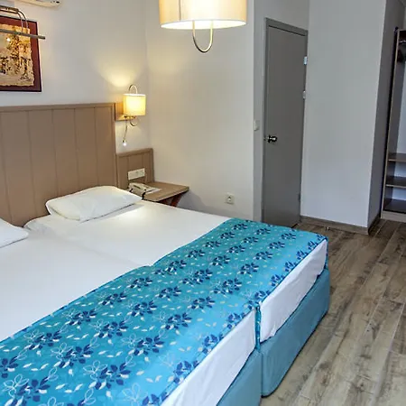 Prince Apart Hotel 아파트호텔