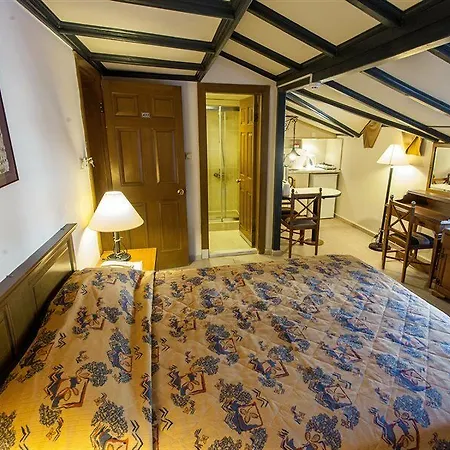 Prince Apart Hotel 3* イチュメレール