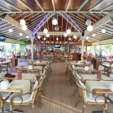 Prince Apart Hotel アパートホテル イチュメレール