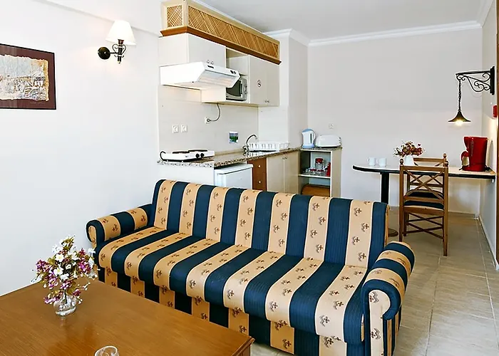 Prince Apart Hotel Apart-hotel İçmeler