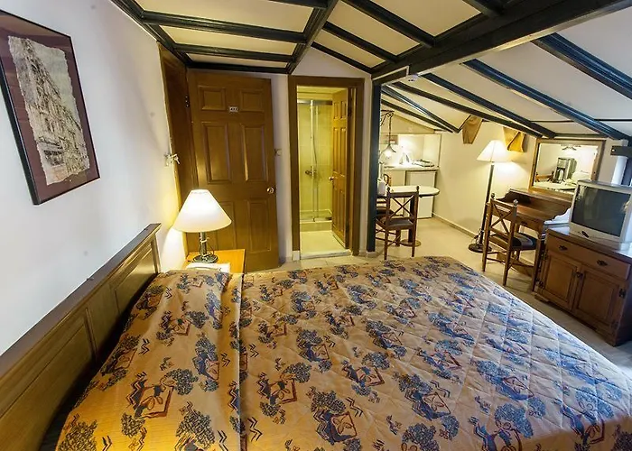 Prince Apart Hotel 3* İçmeler